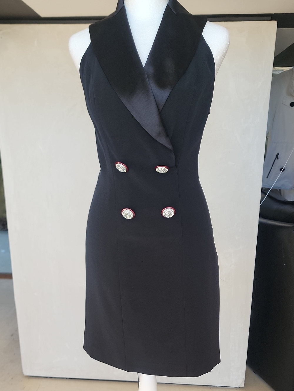 Black Sleeveless Double-Breasted Mini Dress with Satin Collar